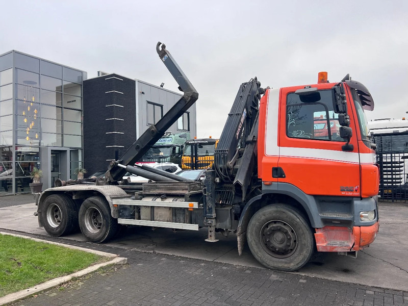Kamion s kranom DAF CF 85.380 6X2 + MKG 141 A2 CRANE + 20 TON HOOKLIFT - EURO 3 - MANUAL GEAR - 10 TYRES: slika Kamion s kranom DAF CF 85.380 6X2 + MKG 141 A2 CRANE + 20 TON HOOKLIFT - EURO 3 - MANUAL GEAR - 10 TYRES