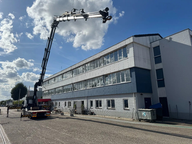 DAF CF 85.410 8X2 EURO 5 PALFINGER PK60002 + FLY JIB + REMOTE + TWISTLOCKS - Kamion s otvorenim sandukom, Kamion s kranom: slika DAF CF 85.410 8X2 EURO 5 PALFINGER PK60002 + FLY JIB + REMOTE + TWISTLOCKS - Kamion s otvorenim sandukom, Kamion s kranom DAF CF 85.410 8X2 EURO 5 PALFINGER PK60002 + FLY JIB + REMOTE + TWISTLOCKS - Kamion s otvorenim sandukom, Kamion s kranom: slika DAF CF 85.410 8X2 EURO 5 PALFINGER PK60002 + FLY JIB + REMOTE + TWISTLOCKS - Kamion s otvorenim sandukom, Kamion s kranom