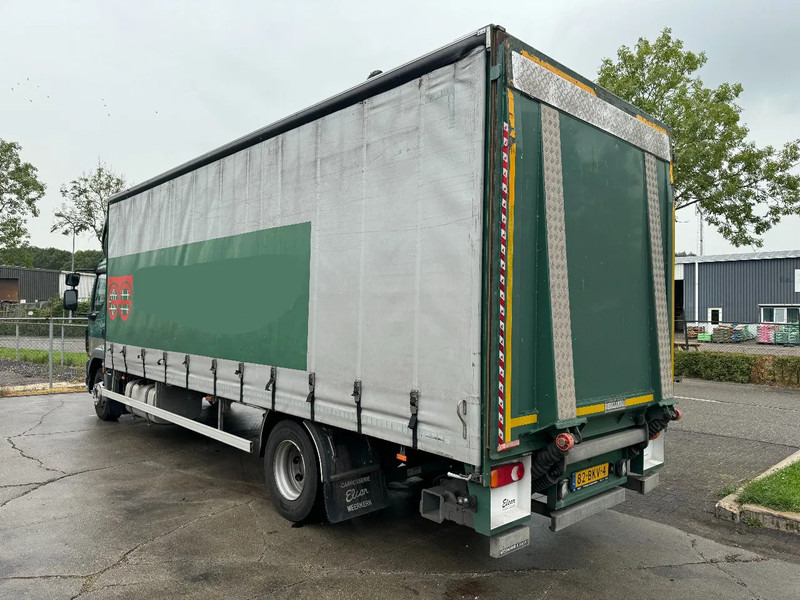 DAF LF 260 4X2 16T DHOLLANDIA LOAD LIFT - Kamion s ceradom: slika DAF LF 260 4X2 16T DHOLLANDIA LOAD LIFT - Kamion s ceradom DAF LF 260 4X2 16T DHOLLANDIA LOAD LIFT - Kamion s ceradom: slika DAF LF 260 4X2 16T DHOLLANDIA LOAD LIFT - Kamion s ceradom
