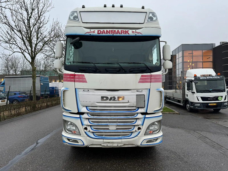 DAF XF 510 6X2 + KELBERG HANGER EURO 6 ZEPRO + REMOTE RETARDER - Kamion sandučar: slika DAF XF 510 6X2 + KELBERG HANGER EURO 6 ZEPRO + REMOTE RETARDER - Kamion sandučar DAF XF 510 6X2 + KELBERG HANGER EURO 6 ZEPRO + REMOTE RETARDER - Kamion sandučar: slika DAF XF 510 6X2 + KELBERG HANGER EURO 6 ZEPRO + REMOTE RETARDER - Kamion sandučar