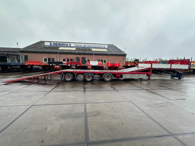 Diversen LAST AXLE STEERING, REMOTE CONTROLE, DOUBLE HYDRAULIC RAMPS - Poluprikolica s niskim utovarivačem: slika Diversen LAST AXLE STEERING, REMOTE CONTROLE, DOUBLE HYDRAULIC RAMPS - Poluprikolica s niskim utovarivačem Diversen LAST AXLE STEERING, REMOTE CONTROLE, DOUBLE HYDRAULIC RAMPS - Poluprikolica s niskim utovarivačem: slika Diversen LAST AXLE STEERING, REMOTE CONTROLE, DOUBLE HYDRAULIC RAMPS - Poluprikolica s niskim utovarivačem