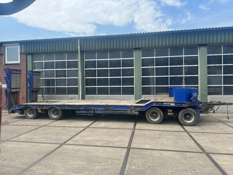Diversen MUELLER-MITTELTAL, 4 AXLE, DOUBLE HYDRAULIC RAMPS. - Prikolica s niskim utovarivačem: slika Diversen MUELLER-MITTELTAL, 4 AXLE, DOUBLE HYDRAULIC RAMPS. - Prikolica s niskim utovarivačem Diversen MUELLER-MITTELTAL, 4 AXLE, DOUBLE HYDRAULIC RAMPS. - Prikolica s niskim utovarivačem: slika Diversen MUELLER-MITTELTAL, 4 AXLE, DOUBLE HYDRAULIC RAMPS. - Prikolica s niskim utovarivačem