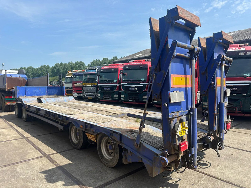 Diversen MUELLER-MITTELTAL, 4 AXLE, DOUBLE HYDRAULIC RAMPS. - Prikolica s niskim utovarivačem: slika Diversen MUELLER-MITTELTAL, 4 AXLE, DOUBLE HYDRAULIC RAMPS. - Prikolica s niskim utovarivačem Diversen MUELLER-MITTELTAL, 4 AXLE, DOUBLE HYDRAULIC RAMPS. - Prikolica s niskim utovarivačem: slika Diversen MUELLER-MITTELTAL, 4 AXLE, DOUBLE HYDRAULIC RAMPS. - Prikolica s niskim utovarivačem