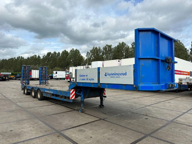 Diversen NC 3 AXEL 7,4 METER EXTENDABLE - Poluprikolica s niskim utovarivačem: slika Diversen NC 3 AXEL 7,4 METER EXTENDABLE - Poluprikolica s niskim utovarivačem Diversen NC 3 AXEL 7,4 METER EXTENDABLE - Poluprikolica s niskim utovarivačem: slika Diversen NC 3 AXEL 7,4 METER EXTENDABLE - Poluprikolica s niskim utovarivačem