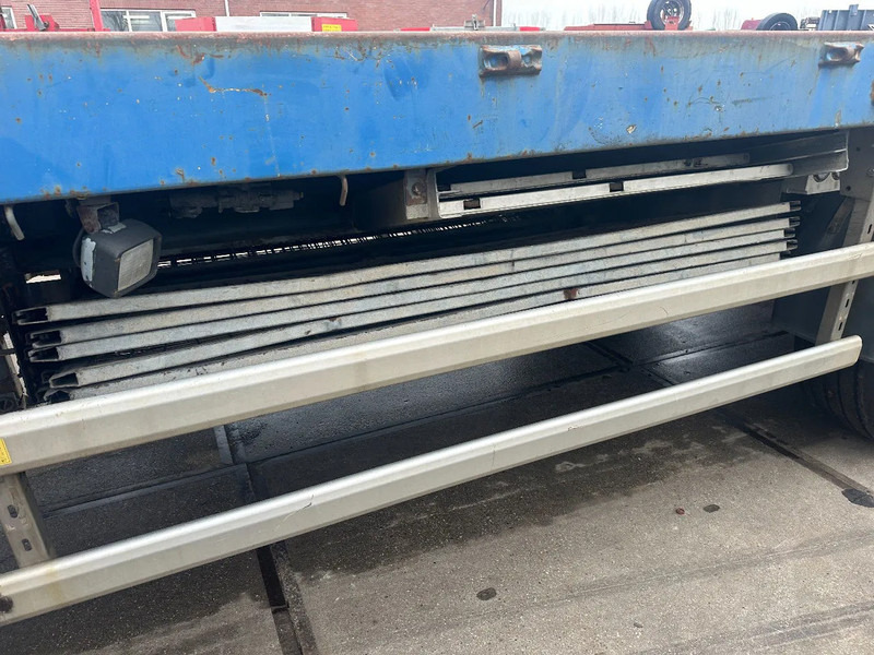 Floor MET HIAB R165-F2, LAATSTE 2 ASSEN GESTUURD - Poluprikolica plato/ Otvoreni sanduk: slika Floor MET HIAB R165-F2, LAATSTE 2 ASSEN GESTUURD - Poluprikolica plato/ Otvoreni sanduk Floor MET HIAB R165-F2, LAATSTE 2 ASSEN GESTUURD - Poluprikolica plato/ Otvoreni sanduk: slika Floor MET HIAB R165-F2, LAATSTE 2 ASSEN GESTUURD - Poluprikolica plato/ Otvoreni sanduk