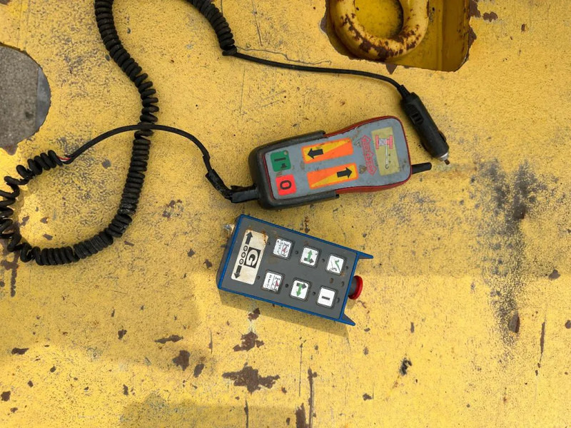 Goldhofer 3 AS GESTUURD REMOTE CONTROLE 1,2 M EXTENDABLE - Poluprikolica s niskim utovarivačem: slika Goldhofer 3 AS GESTUURD REMOTE CONTROLE 1,2 M EXTENDABLE - Poluprikolica s niskim utovarivačem Goldhofer 3 AS GESTUURD REMOTE CONTROLE 1,2 M EXTENDABLE - Poluprikolica s niskim utovarivačem: slika Goldhofer 3 AS GESTUURD REMOTE CONTROLE 1,2 M EXTENDABLE - Poluprikolica s niskim utovarivačem