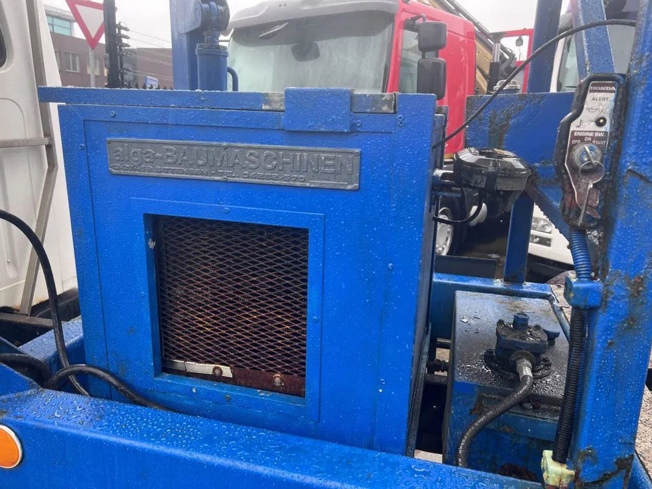 Zakup International  4600 4x2 210HP + TEUPEN hyL International 4600 4x2 210HP + TEUPEN hyLI International  4600 4x2 210HP + TEUPEN hyL International 4600 4x2 210HP + TEUPEN hyLI: slika Zakup International  4600 4x2 210HP + TEUPEN hyL International 4600 4x2 210HP + TEUPEN hyLI International  4600 4x2 210HP + TEUPEN hyL International 4600 4x2 210HP + TEUPEN hyLI