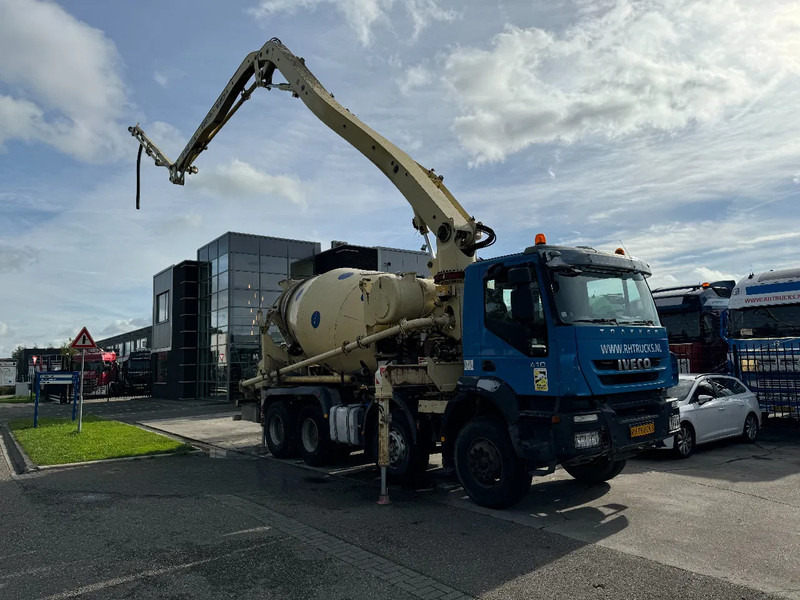 Iveco Eurotrakker 410 8X4 CIFA PUMP 24M + MIXER FULL STEEL + REMOTE CONTROL - Beton pumpa: slika Iveco Eurotrakker 410 8X4 CIFA PUMP 24M + MIXER FULL STEEL + REMOTE CONTROL - Beton pumpa Iveco Eurotrakker 410 8X4 CIFA PUMP 24M + MIXER FULL STEEL + REMOTE CONTROL - Beton pumpa: slika Iveco Eurotrakker 410 8X4 CIFA PUMP 24M + MIXER FULL STEEL + REMOTE CONTROL - Beton pumpa