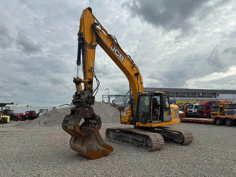 JCB 220 XL 4F WITH BUCKET, SORTING GRAB WITH ROTATOR + €5000,- - Bager gusjeničar: slika JCB 220 XL 4F WITH BUCKET, SORTING GRAB WITH ROTATOR + €5000,- - Bager gusjeničar JCB 220 XL 4F WITH BUCKET, SORTING GRAB WITH ROTATOR + €5000,- - Bager gusjeničar: slika JCB 220 XL 4F WITH BUCKET, SORTING GRAB WITH ROTATOR + €5000,- - Bager gusjeničar