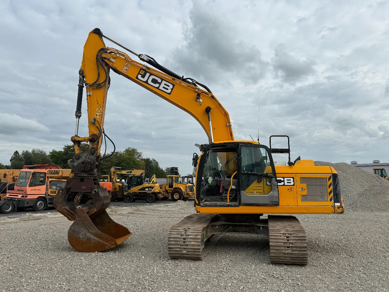 JCB 220 XL 4F WITH BUCKET, SORTING GRAB WITH ROTATOR + €5000,- - Bager gusjeničar: slika JCB 220 XL 4F WITH BUCKET, SORTING GRAB WITH ROTATOR + €5000,- - Bager gusjeničar JCB 220 XL 4F WITH BUCKET, SORTING GRAB WITH ROTATOR + €5000,- - Bager gusjeničar: slika JCB 220 XL 4F WITH BUCKET, SORTING GRAB WITH ROTATOR + €5000,- - Bager gusjeničar