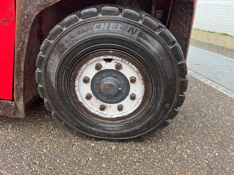 Diesel viličar Kalmar DCF 80-9 8000 KG 2 STAGE MAST FORK POSITIONER DIESEL: slika Diesel viličar Kalmar DCF 80-9 8000 KG 2 STAGE MAST FORK POSITIONER DIESEL