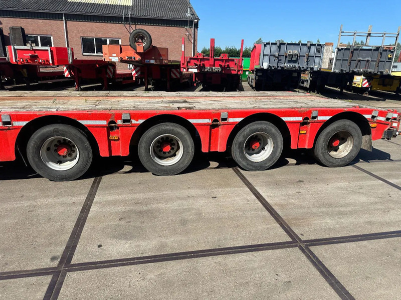 Kässbohrer 4 AXLE LAST 2 STEERING, EXTENDABLE - Poluprikolica s niskim utovarivačem: slika Kässbohrer 4 AXLE LAST 2 STEERING, EXTENDABLE - Poluprikolica s niskim utovarivačem Kässbohrer 4 AXLE LAST 2 STEERING, EXTENDABLE - Poluprikolica s niskim utovarivačem: slika Kässbohrer 4 AXLE LAST 2 STEERING, EXTENDABLE - Poluprikolica s niskim utovarivačem