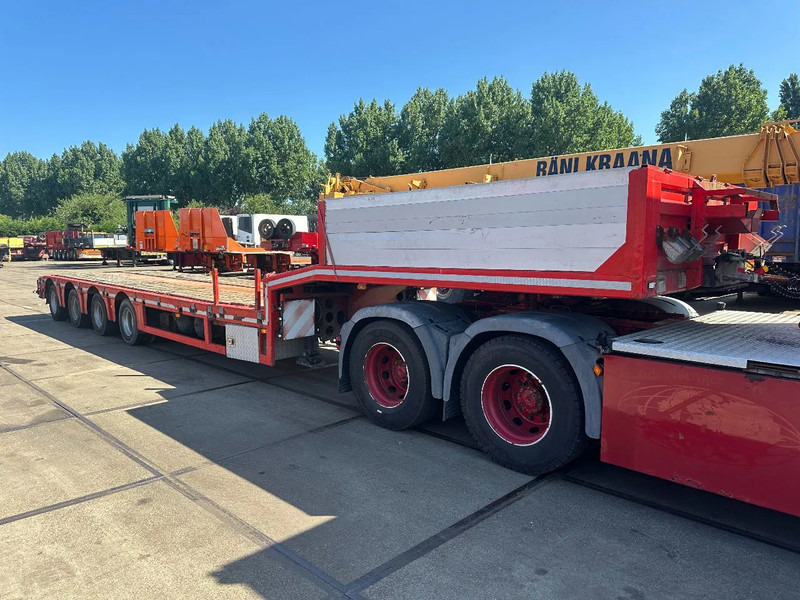 Kässbohrer 4 AXLE LAST 2 STEERING, EXTENDABLE - Poluprikolica s niskim utovarivačem: slika Kässbohrer 4 AXLE LAST 2 STEERING, EXTENDABLE - Poluprikolica s niskim utovarivačem Kässbohrer 4 AXLE LAST 2 STEERING, EXTENDABLE - Poluprikolica s niskim utovarivačem: slika Kässbohrer 4 AXLE LAST 2 STEERING, EXTENDABLE - Poluprikolica s niskim utovarivačem