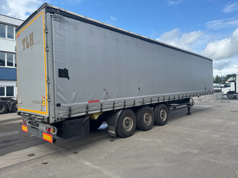 Kögel S24 / 3X BPW AXLE + SLIDING ROOF - Poluprikolica s ceradom: slika Kögel S24 / 3X BPW AXLE + SLIDING ROOF - Poluprikolica s ceradom Kögel S24 / 3X BPW AXLE + SLIDING ROOF - Poluprikolica s ceradom: slika Kögel S24 / 3X BPW AXLE + SLIDING ROOF - Poluprikolica s ceradom