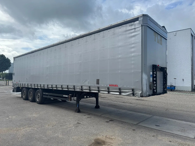 Kögel S24 / 3X BPW AXLE + SLIDING ROOF - Poluprikolica s ceradom: slika Kögel S24 / 3X BPW AXLE + SLIDING ROOF - Poluprikolica s ceradom Kögel S24 / 3X BPW AXLE + SLIDING ROOF - Poluprikolica s ceradom: slika Kögel S24 / 3X BPW AXLE + SLIDING ROOF - Poluprikolica s ceradom