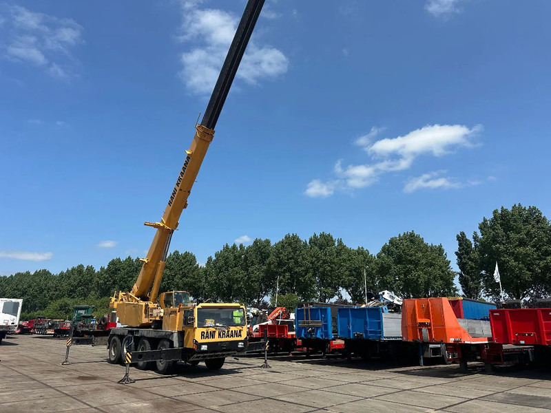 Liebherr LTM 1070 8X8 - Autodizalica za sve terene: slika Liebherr LTM 1070 8X8 - Autodizalica za sve terene Liebherr LTM 1070 8X8 - Autodizalica za sve terene: slika Liebherr LTM 1070 8X8 - Autodizalica za sve terene