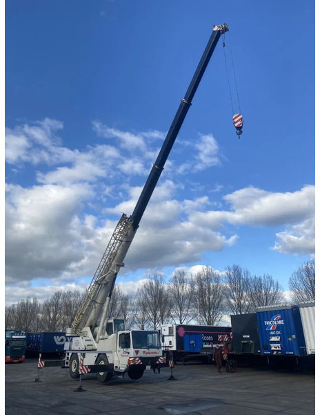 Liebherr LTM1030 - Autodizalica za sve terene: slika Liebherr LTM1030 - Autodizalica za sve terene Liebherr LTM1030 - Autodizalica za sve terene: slika Liebherr LTM1030 - Autodizalica za sve terene