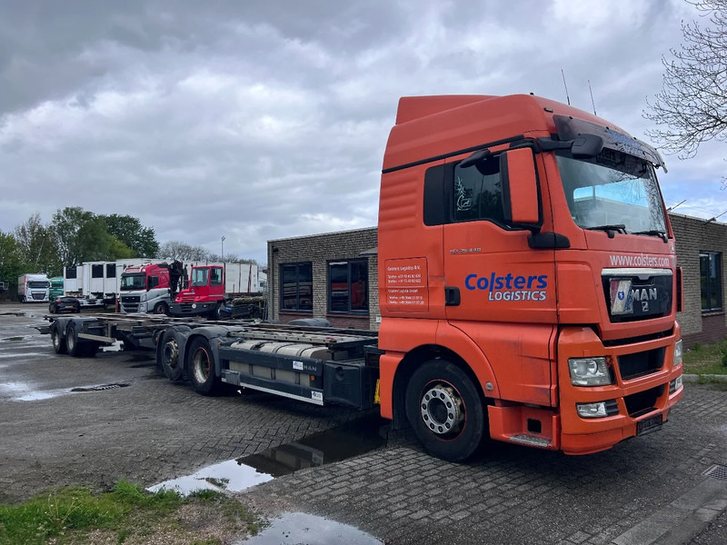 MAN TGX 26.440 XLX 6X2 + HANGER EURO 5 - BDF CHASSIS + RETARDER - Transporter kontejnera/ Kamion s izmjenjivim sanducima: slika MAN TGX 26.440 XLX 6X2 + HANGER EURO 5 - BDF CHASSIS + RETARDER - Transporter kontejnera/ Kamion s izmjenjivim sanducima MAN TGX 26.440 XLX 6X2 + HANGER EURO 5 - BDF CHASSIS + RETARDER - Transporter kontejnera/ Kamion s izmjenjivim sanducima: slika MAN TGX 26.440 XLX 6X2 + HANGER EURO 5 - BDF CHASSIS + RETARDER - Transporter kontejnera/ Kamion s izmjenjivim sanducima