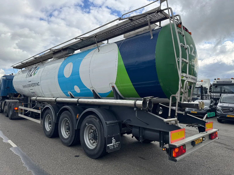 Magyar SR 3 MEB - 3 AXLE BPW + 5 COMP. + TÜV 03-2026 - Poluprikolica cisterna: slika Magyar SR 3 MEB - 3 AXLE BPW + 5 COMP. + TÜV 03-2026 - Poluprikolica cisterna Magyar SR 3 MEB - 3 AXLE BPW + 5 COMP. + TÜV 03-2026 - Poluprikolica cisterna: slika Magyar SR 3 MEB - 3 AXLE BPW + 5 COMP. + TÜV 03-2026 - Poluprikolica cisterna