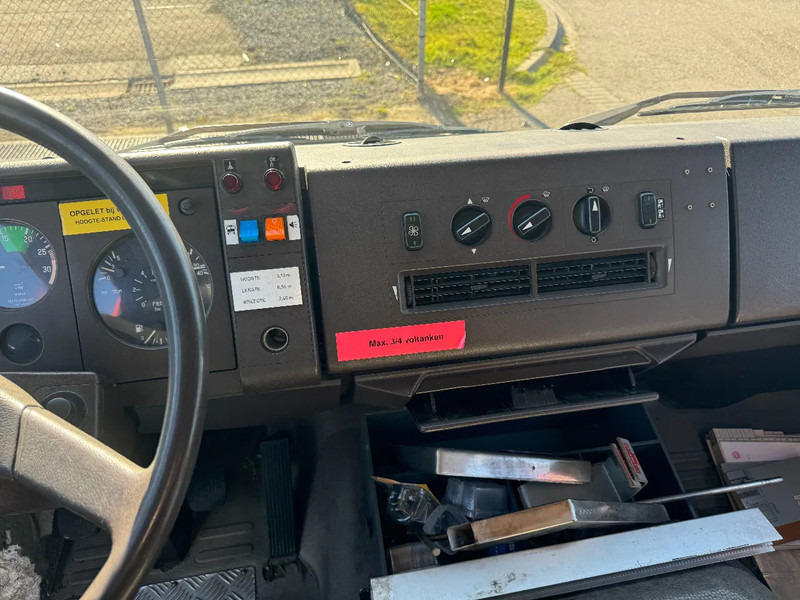 Zakup Mercedes-Benz 1117 4X2 FIRE TRUCK HIAB 050A ONLY 105787 KM Mercedes-Benz 1117 4X2 FIRE TRUCK HIAB 050A ONLY 105787 KM: slika Zakup Mercedes-Benz 1117 4X2 FIRE TRUCK HIAB 050A ONLY 105787 KM Mercedes-Benz 1117 4X2 FIRE TRUCK HIAB 050A ONLY 105787 KM