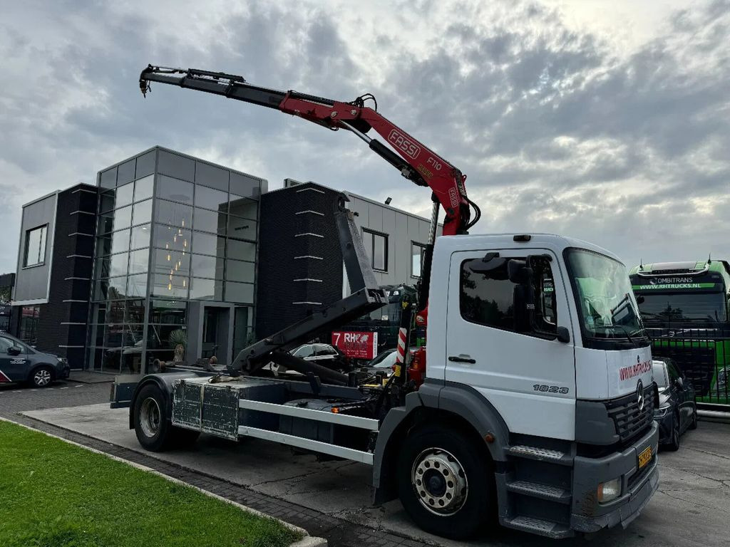 Mercedes-Benz Atego 1923 + 2011 FASSI F110 + 2011 VDS HOOKLIFT - Kamion s kranom, Kamion s kukastom dizalicom: slika Mercedes-Benz Atego 1923 + 2011 FASSI F110 + 2011 VDS HOOKLIFT - Kamion s kranom, Kamion s kukastom dizalicom Mercedes-Benz Atego 1923 + 2011 FASSI F110 + 2011 VDS HOOKLIFT - Kamion s kranom, Kamion s kukastom dizalicom: slika Mercedes-Benz Atego 1923 + 2011 FASSI F110 + 2011 VDS HOOKLIFT - Kamion s kranom, Kamion s kukastom dizalicom