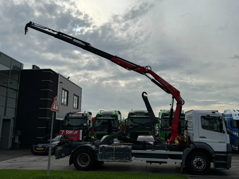 Mercedes-Benz LS 1923 ATEGO + 2011 FASSI F110 + 2011 VDS HOOKLIFT - Kamion s kukastom dizalicom, Kamion s kranom: slika Mercedes-Benz LS 1923 ATEGO + 2011 FASSI F110 + 2011 VDS HOOKLIFT - Kamion s kukastom dizalicom, Kamion s kranom Mercedes-Benz LS 1923 ATEGO + 2011 FASSI F110 + 2011 VDS HOOKLIFT - Kamion s kukastom dizalicom, Kamion s kranom: slika Mercedes-Benz LS 1923 ATEGO + 2011 FASSI F110 + 2011 VDS HOOKLIFT - Kamion s kukastom dizalicom, Kamion s kranom