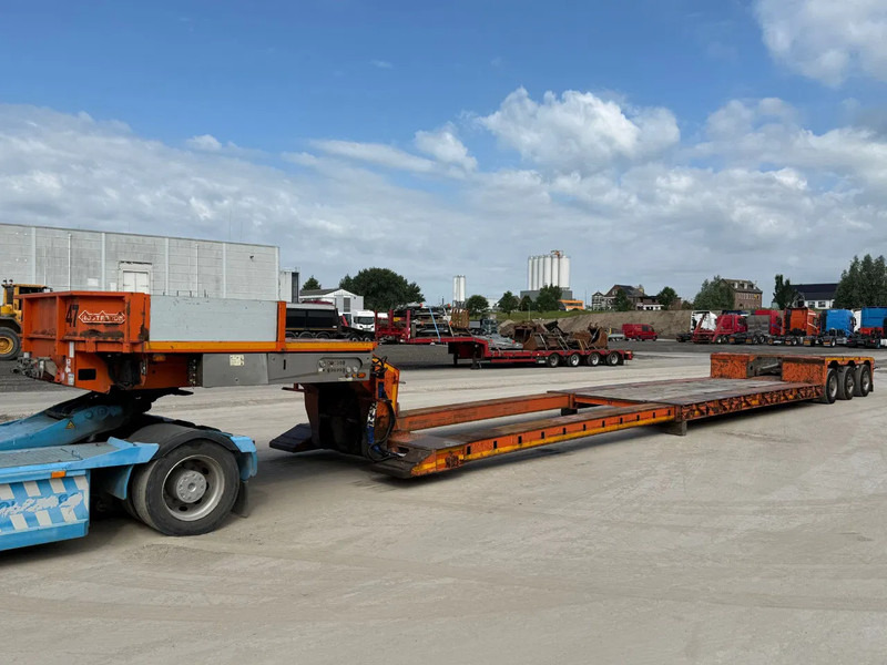 Nooteboom EURO-59-03 P 5,3 METER EXTANDABLE 3X STEERING - Poluprikolica s niskim utovarivačem: slika Nooteboom EURO-59-03 P 5,3 METER EXTANDABLE 3X STEERING - Poluprikolica s niskim utovarivačem Nooteboom EURO-59-03 P 5,3 METER EXTANDABLE 3X STEERING - Poluprikolica s niskim utovarivačem: slika Nooteboom EURO-59-03 P 5,3 METER EXTANDABLE 3X STEERING - Poluprikolica s niskim utovarivačem