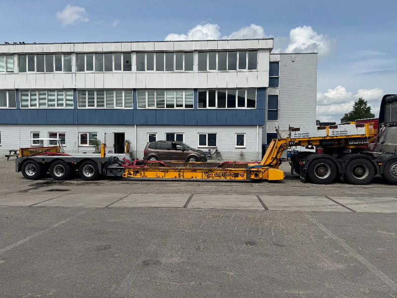 Nooteboom EURO 60-03K 6 METER EXTENDABLE 3X STEERING BPW AXLE - Poluprikolica s niskim utovarivačem: slika Nooteboom EURO 60-03K 6 METER EXTENDABLE 3X STEERING BPW AXLE - Poluprikolica s niskim utovarivačem Nooteboom EURO 60-03K 6 METER EXTENDABLE 3X STEERING BPW AXLE - Poluprikolica s niskim utovarivačem: slika Nooteboom EURO 60-03K 6 METER EXTENDABLE 3X STEERING BPW AXLE - Poluprikolica s niskim utovarivačem