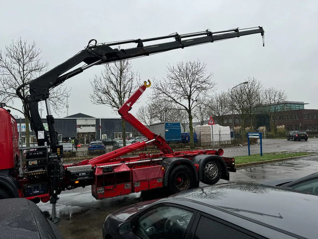Scania P320 6X2 HIAB 20T + HIAB 144 E4 - Kamion s kukastom dizalicom, Kamion s kranom: slika Scania P320 6X2 HIAB 20T + HIAB 144 E4 - Kamion s kukastom dizalicom, Kamion s kranom Scania P320 6X2 HIAB 20T + HIAB 144 E4 - Kamion s kukastom dizalicom, Kamion s kranom: slika Scania P320 6X2 HIAB 20T + HIAB 144 E4 - Kamion s kukastom dizalicom, Kamion s kranom
