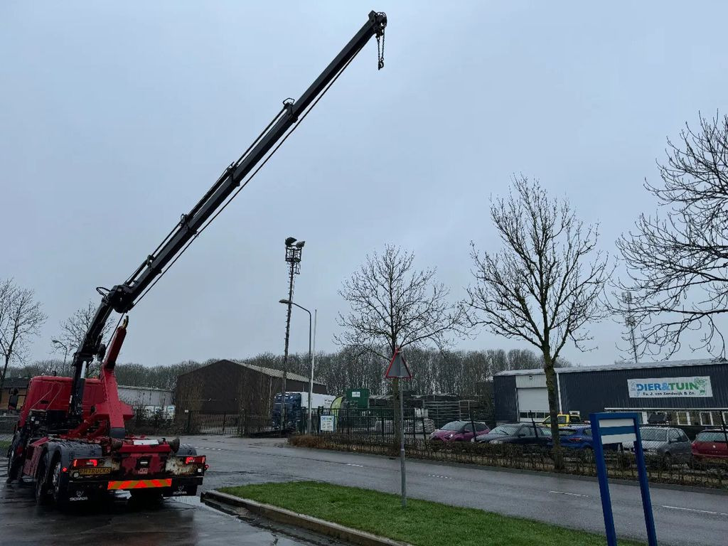 Scania P320 6X2 HIAB 20T + HIAB 144 E4 - Kamion s kukastom dizalicom, Kamion s kranom: slika Scania P320 6X2 HIAB 20T + HIAB 144 E4 - Kamion s kukastom dizalicom, Kamion s kranom Scania P320 6X2 HIAB 20T + HIAB 144 E4 - Kamion s kukastom dizalicom, Kamion s kranom: slika Scania P320 6X2 HIAB 20T + HIAB 144 E4 - Kamion s kukastom dizalicom, Kamion s kranom