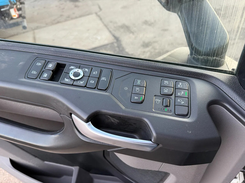 Kamion-šasija Scania R500 NGS 6X2 - ONLY 205.204 KM + STEERING & LIFTING AXLE: slika Kamion-šasija Scania R500 NGS 6X2 - ONLY 205.204 KM + STEERING & LIFTING AXLE