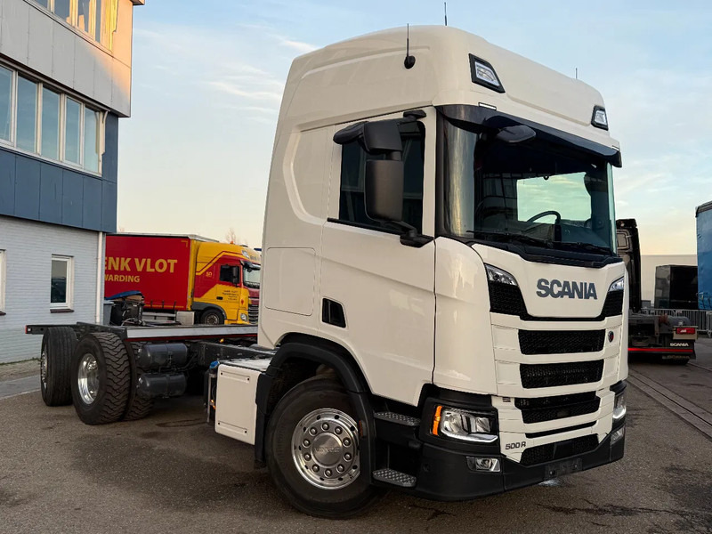 Scania R500 NGS 6X2 - ONLY 205.204 KM + STEERING & LIFTING AXLE - Kamion-šasija: slika Scania R500 NGS 6X2 - ONLY 205.204 KM + STEERING & LIFTING AXLE - Kamion-šasija Scania R500 NGS 6X2 - ONLY 205.204 KM + STEERING & LIFTING AXLE - Kamion-šasija: slika Scania R500 NGS 6X2 - ONLY 205.204 KM + STEERING & LIFTING AXLE - Kamion-šasija