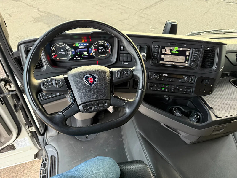 Kamion-šasija Scania R500 NGS 6X2 - ONLY 205.204 KM + STEERING & LIFTING AXLE: slika Kamion-šasija Scania R500 NGS 6X2 - ONLY 205.204 KM + STEERING & LIFTING AXLE