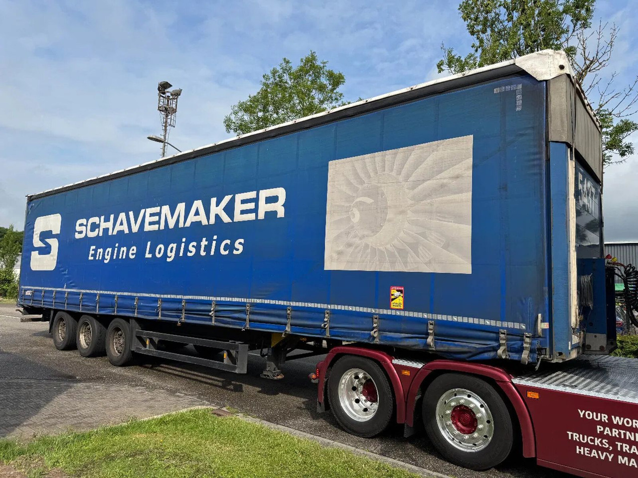 Schmitz Cargobull SCS 24/L - 3 AXLE SAF MEGA - Poluprikolica s ceradom: slika Schmitz Cargobull SCS 24/L - 3 AXLE SAF MEGA - Poluprikolica s ceradom Schmitz Cargobull SCS 24/L - 3 AXLE SAF MEGA - Poluprikolica s ceradom: slika Schmitz Cargobull SCS 24/L - 3 AXLE SAF MEGA - Poluprikolica s ceradom