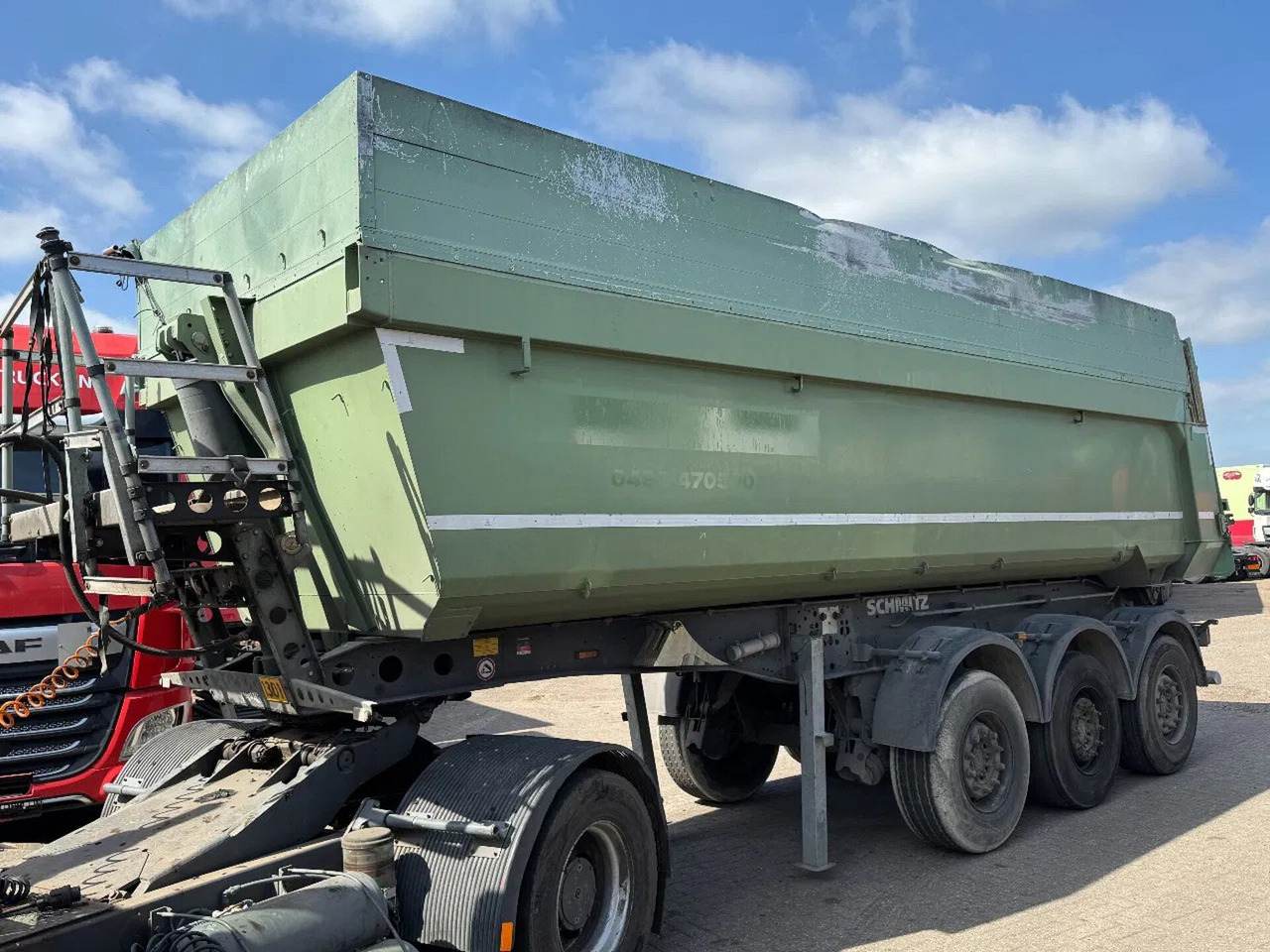 Schmitz Cargobull SGF*3 LIFTING AXLE - Kiper poluprikolica: slika Schmitz Cargobull SGF*3 LIFTING AXLE - Kiper poluprikolica Schmitz Cargobull SGF*3 LIFTING AXLE - Kiper poluprikolica: slika Schmitz Cargobull SGF*3 LIFTING AXLE - Kiper poluprikolica