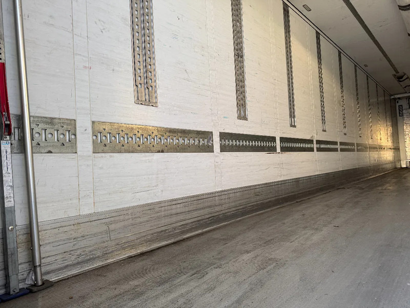 Zakup Schmitz Cargobull SKO THERMO KING SLX300 DISC BRAKES DOPPELSTOCK Schmitz Cargobull SKO THERMO KING SLX300 DISC BRAKES DOPPELSTOCK: slika Zakup Schmitz Cargobull SKO THERMO KING SLX300 DISC BRAKES DOPPELSTOCK Schmitz Cargobull SKO THERMO KING SLX300 DISC BRAKES DOPPELSTOCK