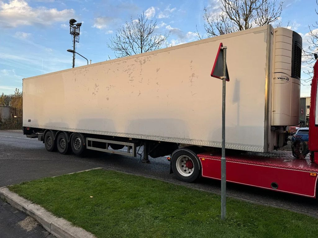 TECNOKAR CARRIER VECTOR 1550 3X SAF AXLE - Poluprikolica hladnjača: slika TECNOKAR CARRIER VECTOR 1550 3X SAF AXLE - Poluprikolica hladnjača TECNOKAR CARRIER VECTOR 1550 3X SAF AXLE - Poluprikolica hladnjača: slika TECNOKAR CARRIER VECTOR 1550 3X SAF AXLE - Poluprikolica hladnjača