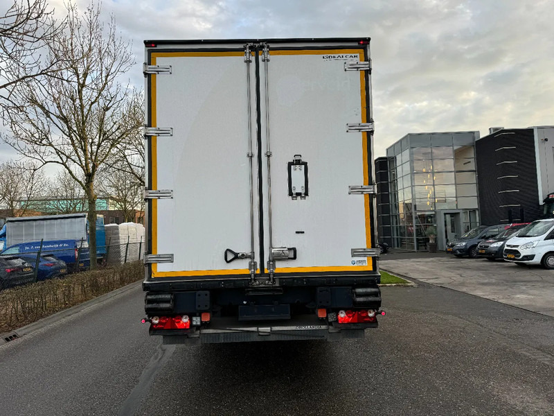 Tecnokar CARRIER VECTOR 1550 3X SAF AXLE - Poluprikolica hladnjača: slika Tecnokar CARRIER VECTOR 1550 3X SAF AXLE - Poluprikolica hladnjača Tecnokar CARRIER VECTOR 1550 3X SAF AXLE - Poluprikolica hladnjača: slika Tecnokar CARRIER VECTOR 1550 3X SAF AXLE - Poluprikolica hladnjača