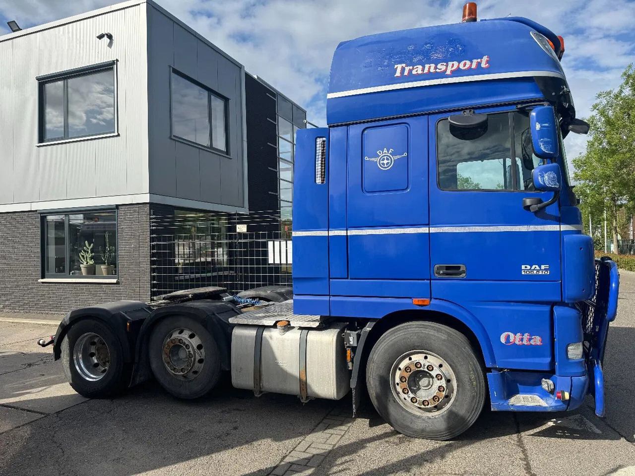DAF XF 105.510 6X2 EURO 5 MANUAL GEAR + HYDRAULIC ON - Tegljač: slika DAF XF 105.510 6X2 EURO 5 MANUAL GEAR + HYDRAULIC ON - Tegljač DAF XF 105.510 6X2 EURO 5 MANUAL GEAR + HYDRAULIC ON - Tegljač: slika DAF XF 105.510 6X2 EURO 5 MANUAL GEAR + HYDRAULIC ON - Tegljač