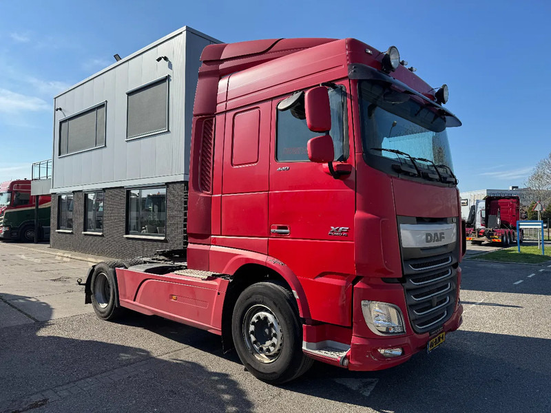 DAF XF 440 4X2 EURO 6 SKIRTS 2017 - Tegljač: slika DAF XF 440 4X2 EURO 6 SKIRTS 2017 - Tegljač DAF XF 440 4X2 EURO 6 SKIRTS 2017 - Tegljač: slika DAF XF 440 4X2 EURO 6 SKIRTS 2017 - Tegljač