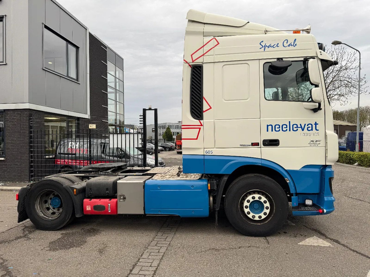 DAF XF 440 4X2 EURO 6 SPACE CAB FRIDGE AIRCO - Tegljač: slika DAF XF 440 4X2 EURO 6 SPACE CAB FRIDGE AIRCO - Tegljač DAF XF 440 4X2 EURO 6 SPACE CAB FRIDGE AIRCO - Tegljač: slika DAF XF 440 4X2 EURO 6 SPACE CAB FRIDGE AIRCO - Tegljač