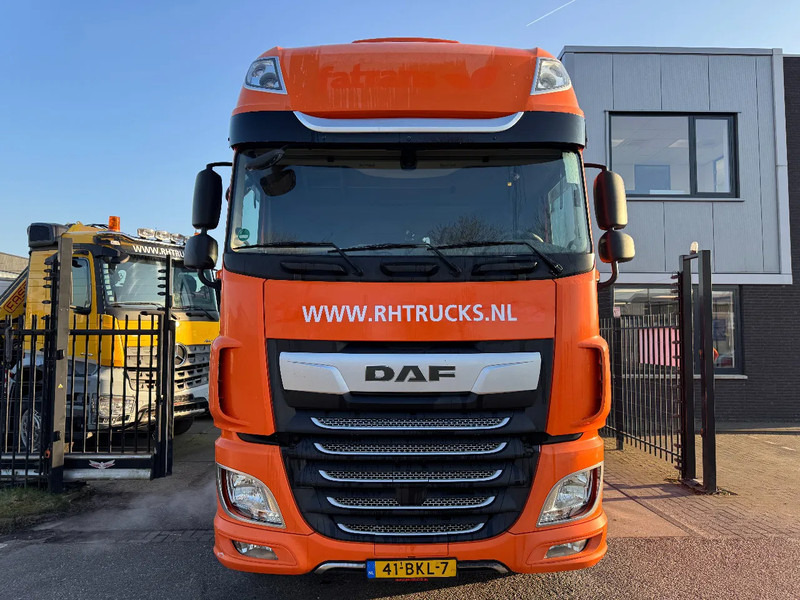 DAF XF 450 4X2 - EURO 6 + FULL SPOILER - Tegljač: slika DAF XF 450 4X2 - EURO 6 + FULL SPOILER - Tegljač DAF XF 450 4X2 - EURO 6 + FULL SPOILER - Tegljač: slika DAF XF 450 4X2 - EURO 6 + FULL SPOILER - Tegljač