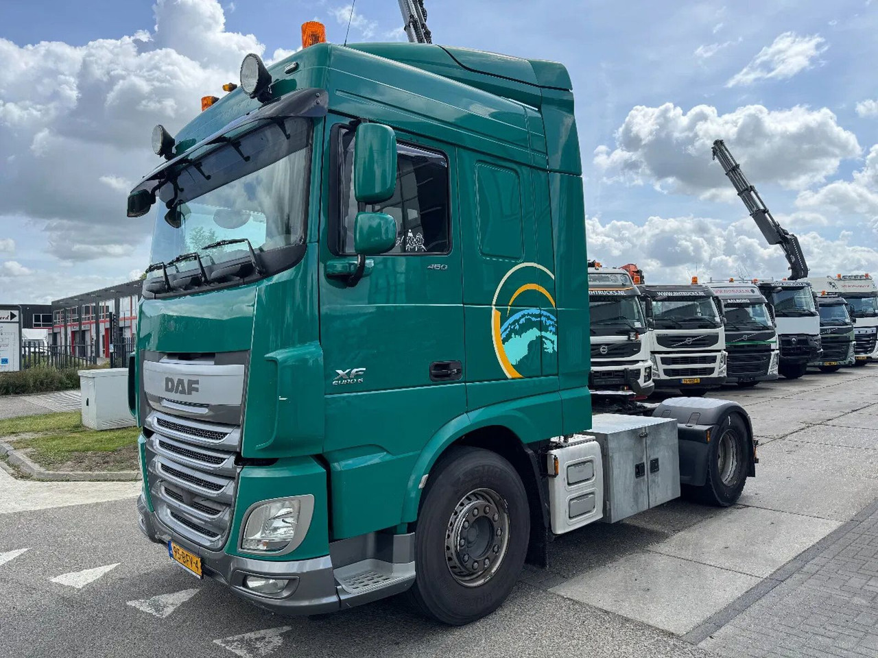 DAF XF 460 4X2 EURO 6 TÜV TILL 02-26 - Tegljač: slika DAF XF 460 4X2 EURO 6 TÜV TILL 02-26 - Tegljač DAF XF 460 4X2 EURO 6 TÜV TILL 02-26 - Tegljač: slika DAF XF 460 4X2 EURO 6 TÜV TILL 02-26 - Tegljač