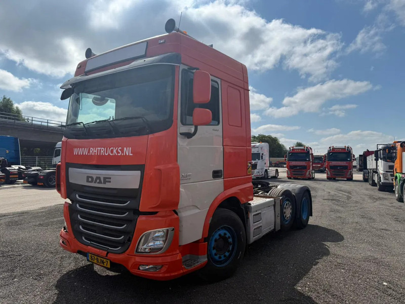 DAF XF 460 6X2 EURO 6 LIFTING AND STEERING AXLE - Tegljač: slika DAF XF 460 6X2 EURO 6 LIFTING AND STEERING AXLE - Tegljač DAF XF 460 6X2 EURO 6 LIFTING AND STEERING AXLE - Tegljač: slika DAF XF 460 6X2 EURO 6 LIFTING AND STEERING AXLE - Tegljač