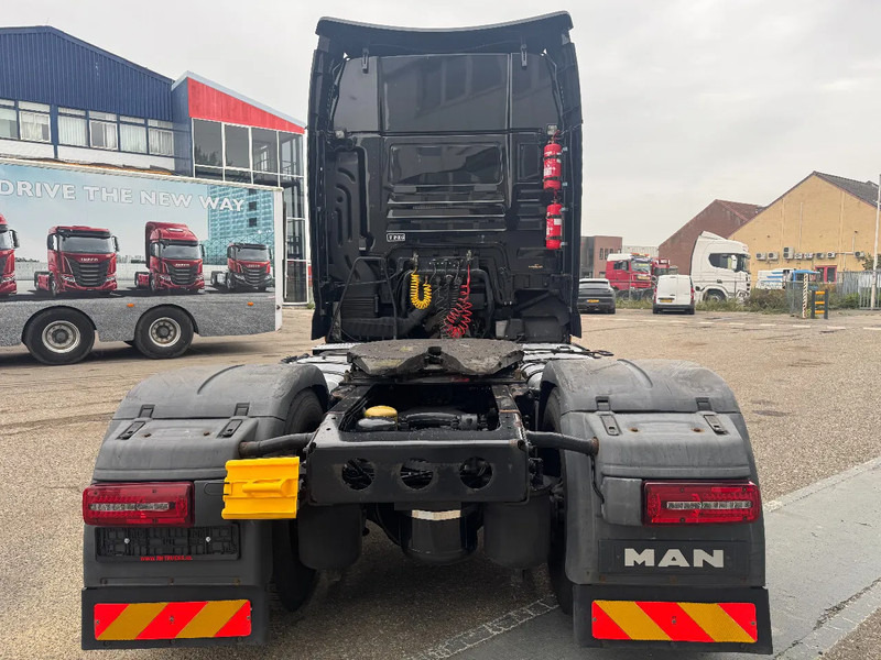 MAN TGX 18.500 4X2 EURO 6 - Tegljač: slika MAN TGX 18.500 4X2 EURO 6 - Tegljač MAN TGX 18.500 4X2 EURO 6 - Tegljač: slika MAN TGX 18.500 4X2 EURO 6 - Tegljač