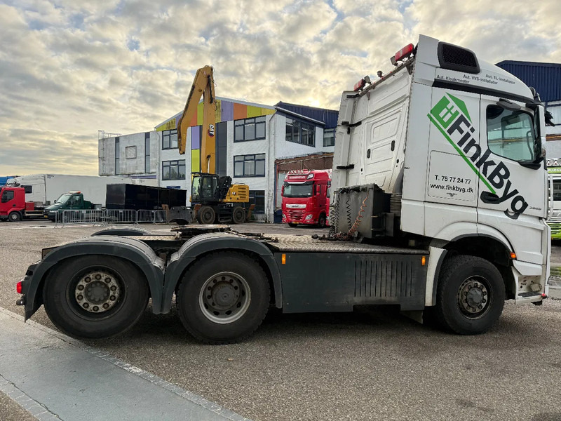 Mercedes-Benz Arocs 2553 6X4H + TIPPER HYDRAULICS - Tegljač: slika Mercedes-Benz Arocs 2553 6X4H + TIPPER HYDRAULICS - Tegljač Mercedes-Benz Arocs 2553 6X4H + TIPPER HYDRAULICS - Tegljač: slika Mercedes-Benz Arocs 2553 6X4H + TIPPER HYDRAULICS - Tegljač