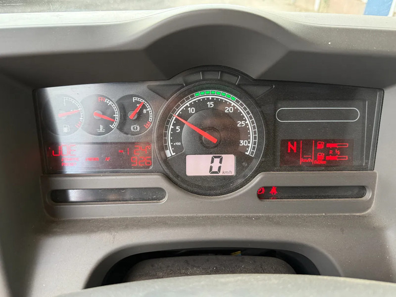 Tegljač Renault Midlum 180 EURO 5 + KUIPHUIS K20 WITH RAMPS AND WINCH ON REMOTE CNTRL: slika Tegljač Renault Midlum 180 EURO 5 + KUIPHUIS K20 WITH RAMPS AND WINCH ON REMOTE CNTRL Tegljač Renault Midlum 180 EURO 5 + KUIPHUIS K20 WITH RAMPS AND WINCH ON REMOTE CNTRL: slika Tegljač Renault Midlum 180 EURO 5 + KUIPHUIS K20 WITH RAMPS AND WINCH ON REMOTE CNTRL