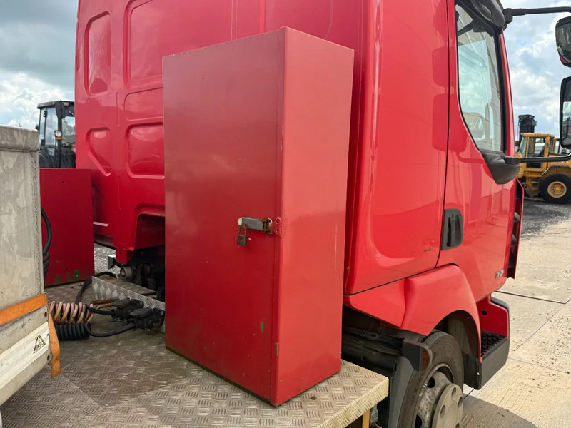 Tegljač Renault Midlum 180 EURO 5 + KUIPHUIS K20 WITH RAMPS AND WINCH ON REMOTE CNTRL: slika Tegljač Renault Midlum 180 EURO 5 + KUIPHUIS K20 WITH RAMPS AND WINCH ON REMOTE CNTRL Tegljač Renault Midlum 180 EURO 5 + KUIPHUIS K20 WITH RAMPS AND WINCH ON REMOTE CNTRL: slika Tegljač Renault Midlum 180 EURO 5 + KUIPHUIS K20 WITH RAMPS AND WINCH ON REMOTE CNTRL