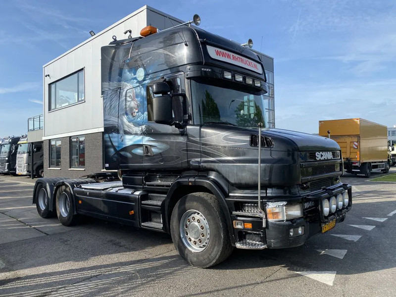 Scania T164-580 V8 6X2 + RETARDER + KIEPHYDRAULIEK - EURO 3 - MANUAL GEAR - Tegljač: slika Scania T164-580 V8 6X2 + RETARDER + KIEPHYDRAULIEK - EURO 3 - MANUAL GEAR - Tegljač Scania T164-580 V8 6X2 + RETARDER + KIEPHYDRAULIEK - EURO 3 - MANUAL GEAR - Tegljač: slika Scania T164-580 V8 6X2 + RETARDER + KIEPHYDRAULIEK - EURO 3 - MANUAL GEAR - Tegljač