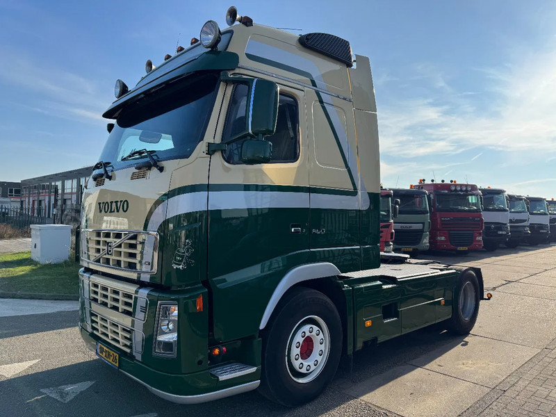 Volvo FH 16.550 4X2 - EURO 3 + FULL SPOILER + MANUAL GEAR - Tegljač: slika Volvo FH 16.550 4X2 - EURO 3 + FULL SPOILER + MANUAL GEAR - Tegljač Volvo FH 16.550 4X2 - EURO 3 + FULL SPOILER + MANUAL GEAR - Tegljač: slika Volvo FH 16.550 4X2 - EURO 3 + FULL SPOILER + MANUAL GEAR - Tegljač